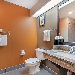 King Room Whirlpool Tub Interior Entrance or Non-Smoking